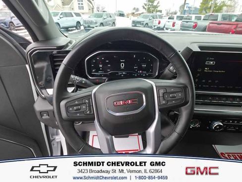 Used 2024 GMC Sierra 1500 SLT image 14