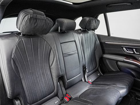 Certified 2023 Mercedes-Benz EQS 580 4MATIC SUV image 9