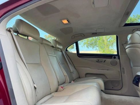Used 2013 Lexus LS 460 L w/ Ultra Luxury Pkg AWD/4WD image 34
