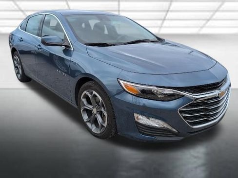 Used 2024 Chevrolet Malibu LT image 1