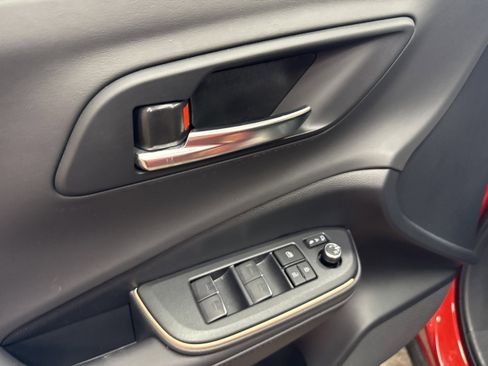 Used 2023 Toyota Crown XLE image 29