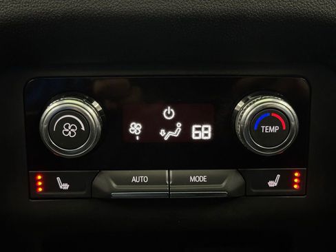 Used 2025 GMC Acadia Denali w/ Super Cruise Package AWD/4WD image 9