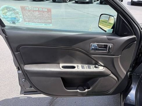 Used 2012 Ford Fusion SEL FWD image 17