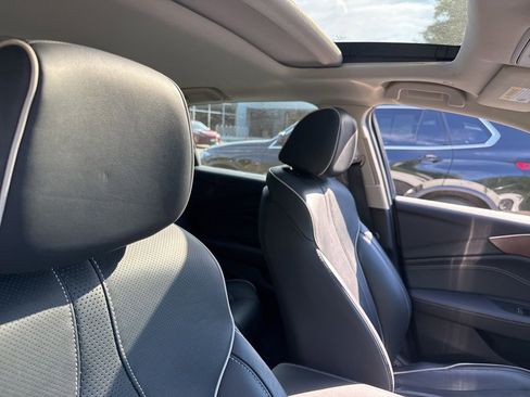 Used 2023 Acura TLX SH-AWD w/ Advance Package image 10
