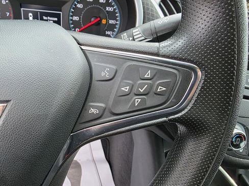 Used 2023 Chevrolet Malibu LT image 17