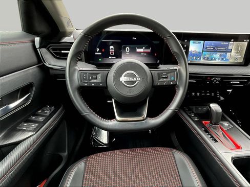 Certified 2025 Nissan Kicks SR AWD/4WD image 11