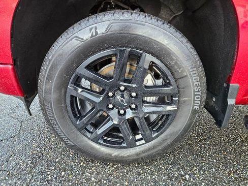 Used 2024 Chevrolet Silverado 1500 RST w/ Z71 Off-Road Package image 10