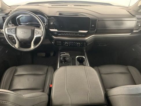 Used 2023 Chevrolet Silverado 1500 RST w/ Redline Edition AWD/4WD image 3