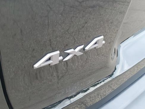Used 2019 Jeep Cherokee Trailhawk w/ Cold Weather Group AWD/4WD image 30