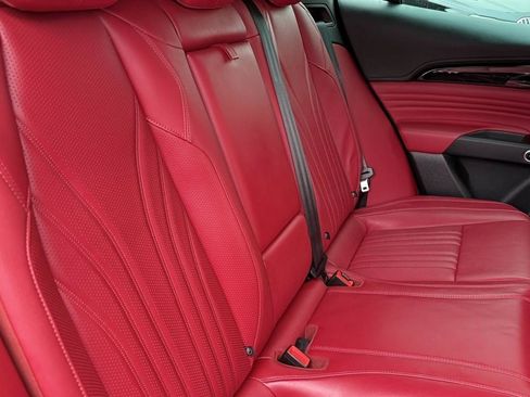 Used 2023 Maserati Grecale Modena AWD/4WD image 37