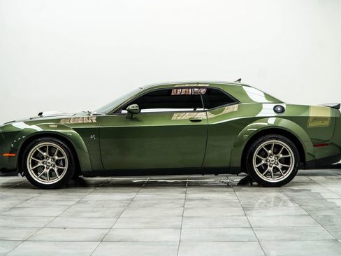 Used 2023 Dodge Challenger R/T Scat Pack RWD image 7