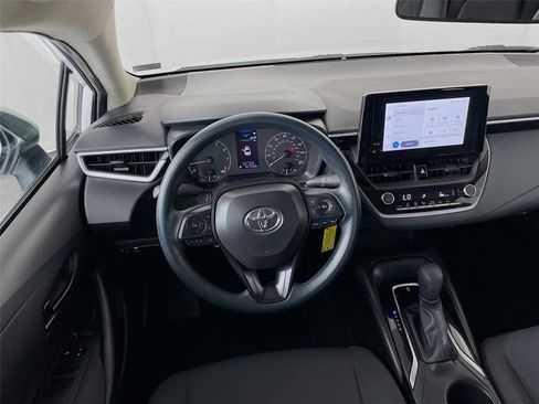 Used 2023 Toyota Corolla LE FWD image 24