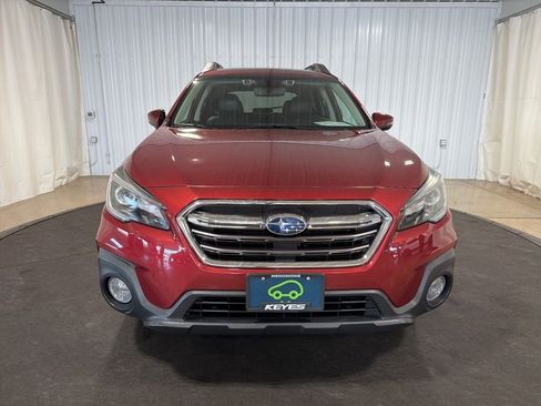 Used 2019 Subaru Outback 2.5i Limited AWD/4WD image 11