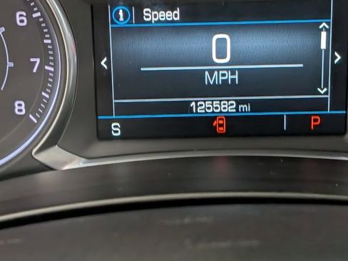 Used 2018 GMC Terrain Denali w/ Advanced Safety Package image 20