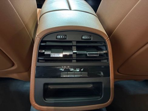Used 2018 Maserati Quattroporte S Q4 AWD/4WD image 14