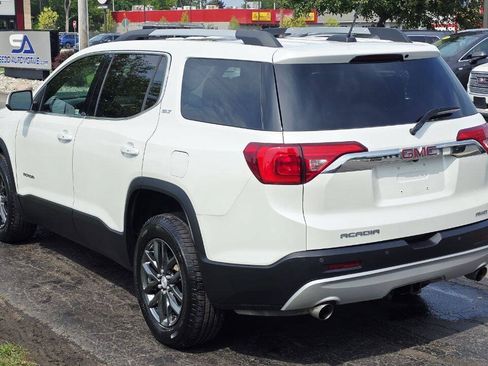Used 2018 GMC Acadia SLT AWD/4WD image 4
