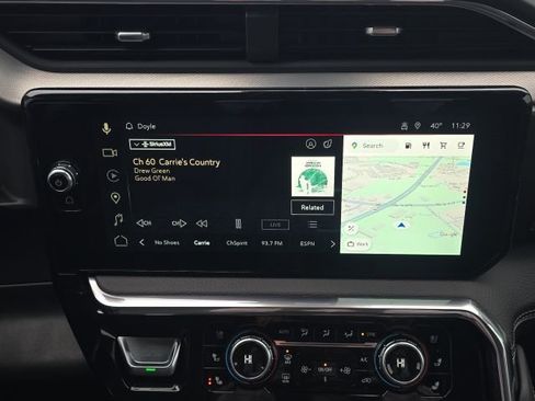 Used 2025 GMC Sierra 2500 Denali w/ Technology Package image 37