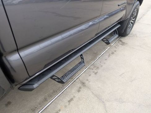 Used 2023 Toyota Tacoma TRD Sport image 28