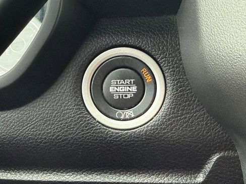 Used 2024 RAM 2500 Big Horn image 15