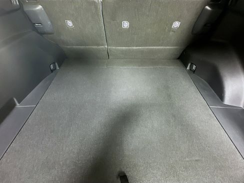 Used 2019 Toyota RAV4 Limited image 30