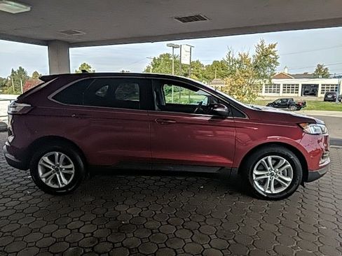 Used 2020 Ford Edge SEL w/ Convenience Package image 5