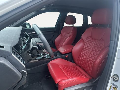 Used 2024 Audi SQ5 Premium Plus w/ Premium Plus Package AWD/4WD image 14