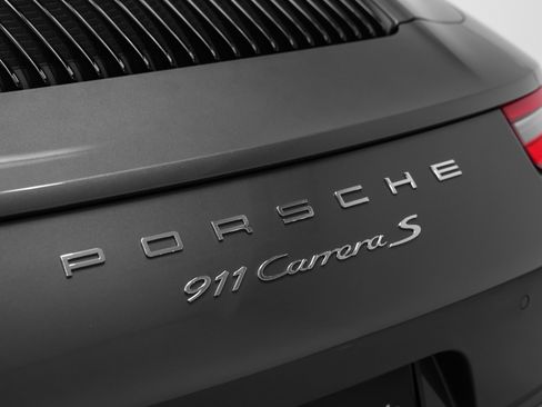 Used 2017 Porsche 911 Carrera S image 27