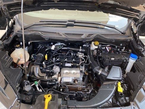 Certified 2021 Ford EcoSport SE image 34