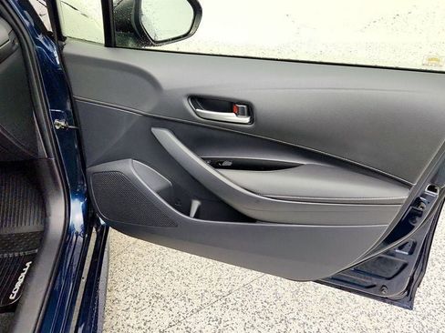 Used 2020 Toyota Corolla SE FWD image 23