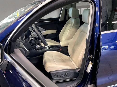 Used 2022 Audi Q3 2.0T Premium AWD/4WD image 22