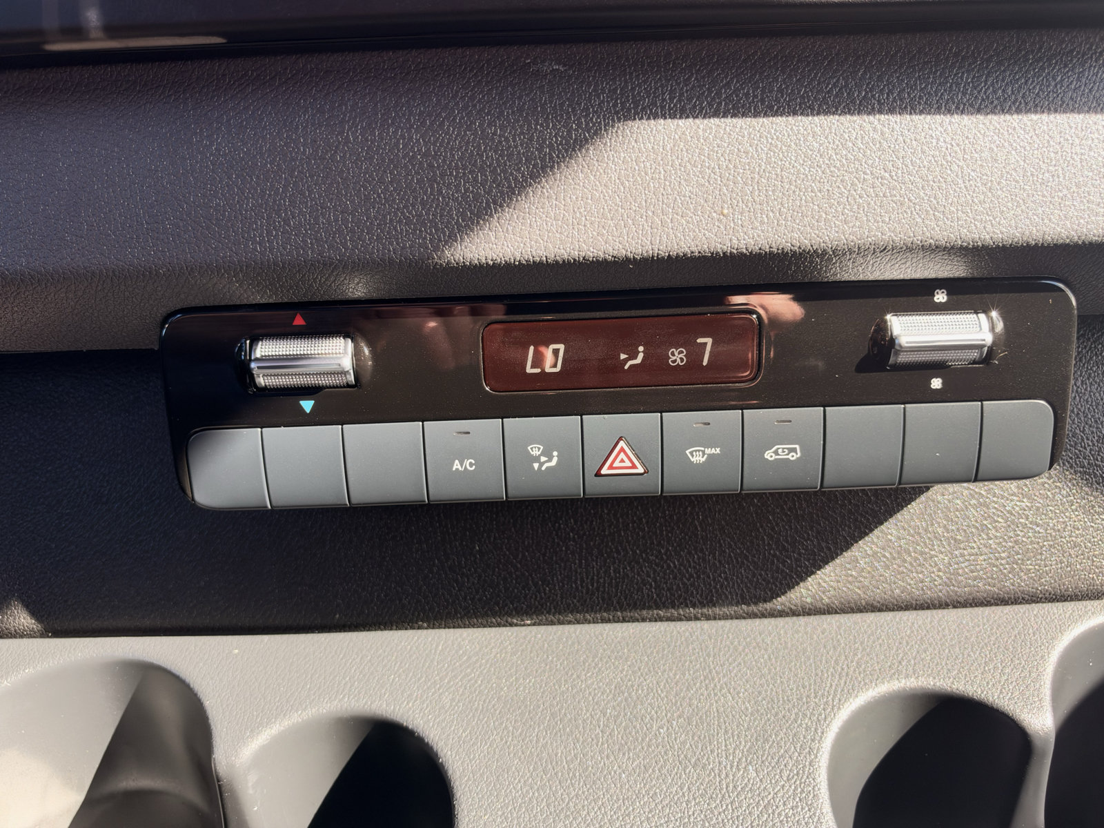 Used 2022 Mercedes-Benz Sprinter 1500 image 18