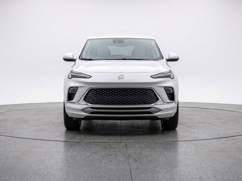 Used 2025 Buick Encore GX Preferred FWD image 2