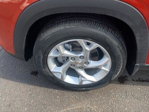 Certified 2024 Chevrolet Trax LS w/ LS Convenience Package image 21