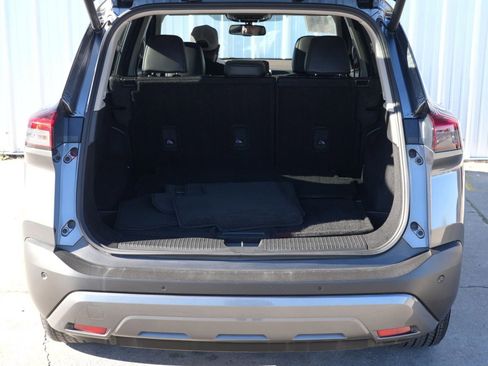 Used 2023 Nissan Rogue SL w/ SL Premium Package FWD image 9
