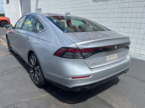 Used 2023 Honda Accord Touring image 6