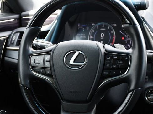 Used 2020 Lexus ES 350 w/ Accessory Package 2 FWD image 19