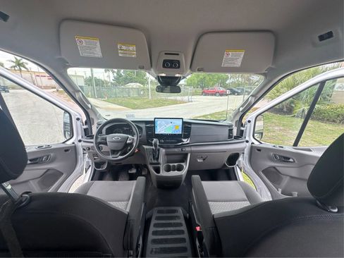 Used 2025 Ford Transit 350 XLT RWD image 26