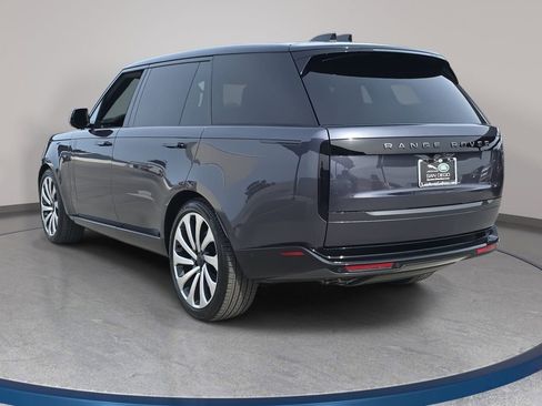 New 2026 Land Rover Range Rover Long Wheelbase SE image 7