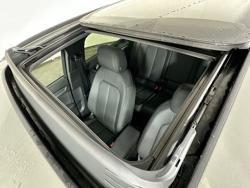 New 2025 Audi Q3 2.0T Premium image 21