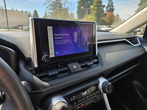 Used 2024 Toyota RAV4 XLE image 32