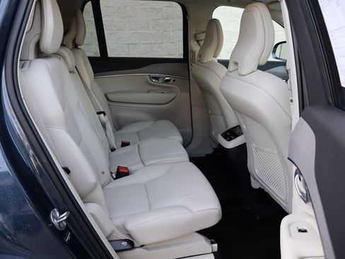 Used 2025 Volvo XC90 B6 Plus w/ Protection Package Premier image 31