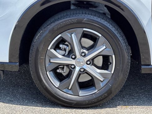 Used 2024 Honda HR-V EX-L image 11