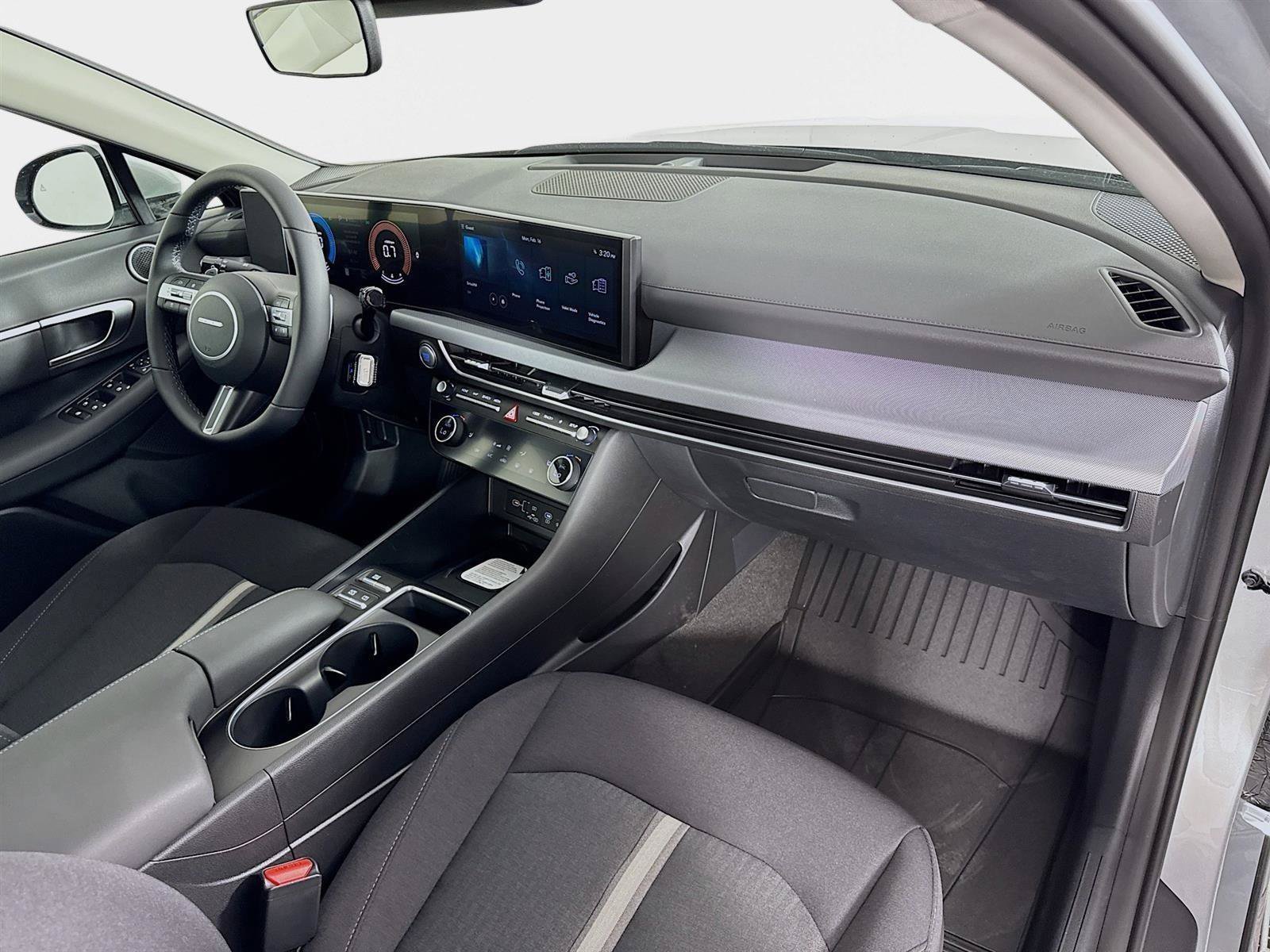 New 2026 Hyundai Sonata SEL FWD image 27