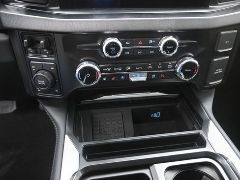 New 2026 Ford F250 Platinum w/ FX4 Off-Road Package image 9