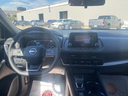 New 2026 Nissan Rogue SV w/ SV Premium Package image 14