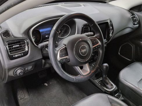 Certified 2021 Jeep Compass Limited image 10