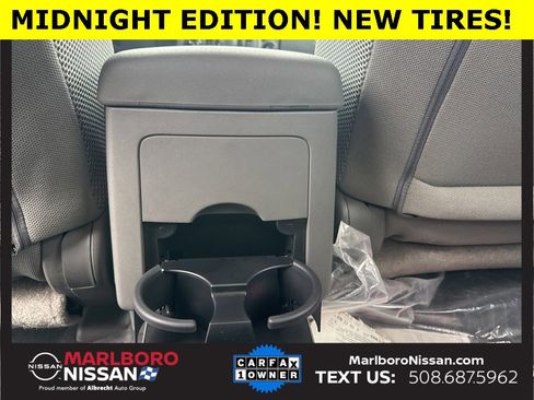 Certified 2020 Nissan Frontier SV w/ Midnight Edition Floor Mats image 18