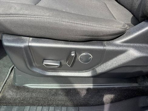 Used 2018 Ford F150 XLT w/ Equipment Group 302A Luxury image 11