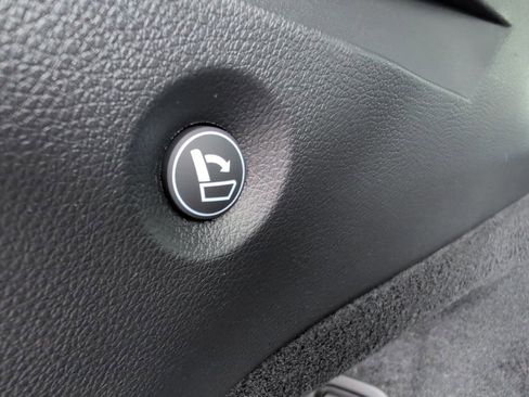 Used 2024 Honda Passport Black Edition image 40