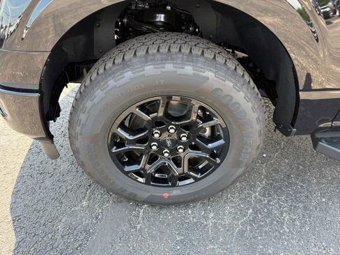 New 2025 Ford F150 XLT w/ Equipment Group 302A MID image 38